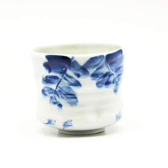 Чашка, живая керамика "Пять ягод этого года" арт. 1991 Чашка, живая керамика "Пять ягод этого года"